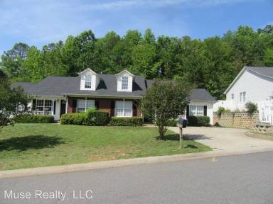 Main picture of 712 Cody Ct