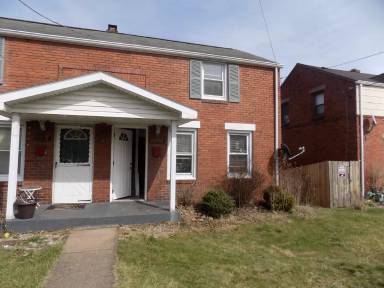 Main picture of 225 Oxford Dr