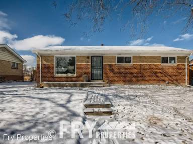 Main picture of 1345 Salem St