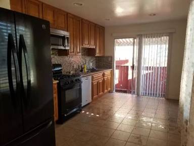 Main picture of 1512 Wayne Ave