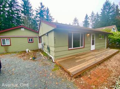 Main picture of 4930 228th St SW
