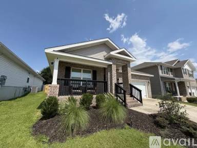 Main picture of 5699 Guinevere Ln
