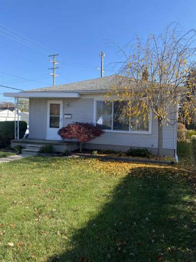 Main picture of 22864 Lambrecht Ave