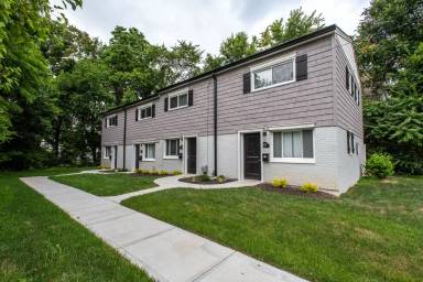 Main picture of 242 Irwin Pl