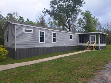 Main picture of 1603 Christmas Tree Rd