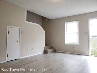 Main picture of 214 W Madison St