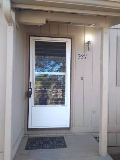 Main picture of 937 W Madera Ln