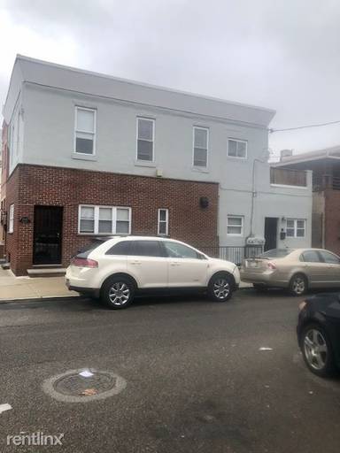 Main picture of 2601 S Bancroft St