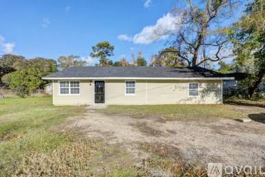 Main picture of 2328 Meridian Rd
