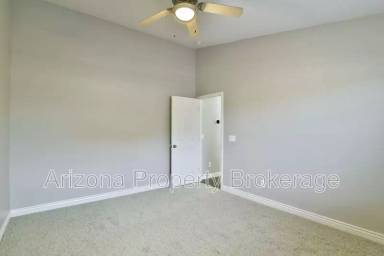 Main picture of 451 E Appaloosa Rd
