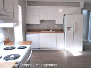 Main picture of 1007 Honeysuckle Ln SW
