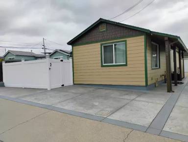 Main picture of 158 N 6th St