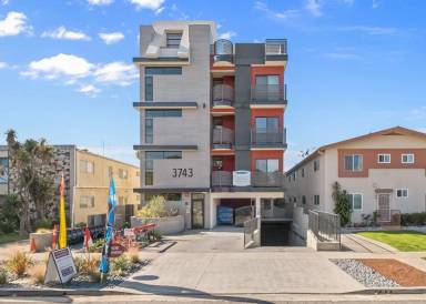 Main picture of 3743 Midvale Ave