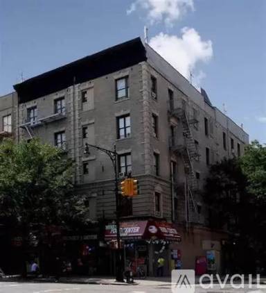 Main picture of 500 W 148th St
