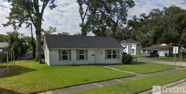 Main picture of 185 Carmen Dr