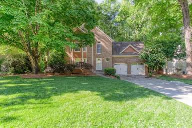 Main picture of 22 Peggy Ct NW