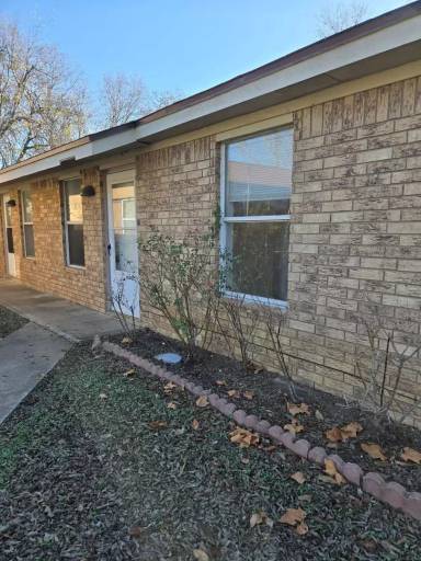 Main picture of 406 N 4th St