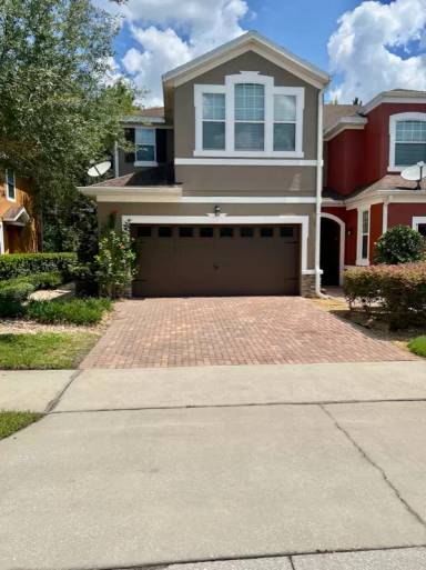 Main picture of 9331 Strongbark Ln