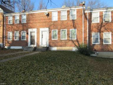 Main picture of 920 Saint Dunstans Rd