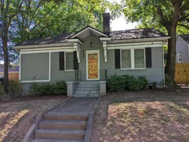 Main picture of 2794 Bayard St