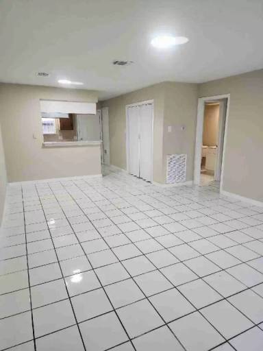 Main picture of 10036 Neuens Rd