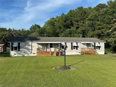 Main picture of 496 Paige Riddick Rd
