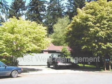 Main picture of 14306 NE 14th Cir