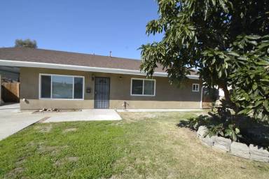 Main picture of 9103 Bluford Ave