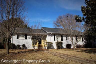 Main picture of 209 Leyswood Dr