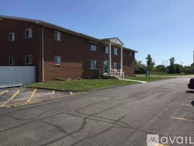 Main picture of 14680M Middle Gibraltar Rd