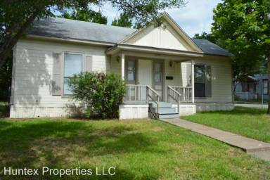 Main picture of 2202 Stuart St