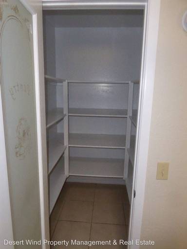 Main picture of 3180 W Frankfurt Dr