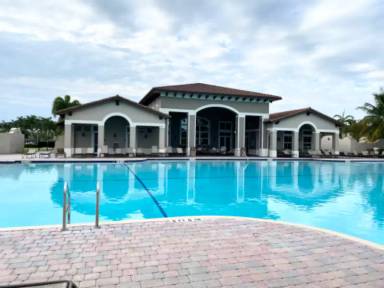 Main picture of 9272 SW 220th St