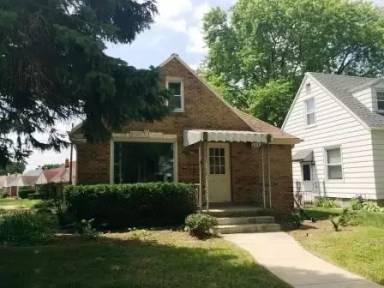 Main picture of 7901 W Lisbon Ave