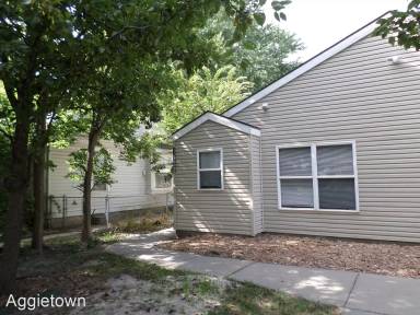 Main picture of 1112 Pierre St