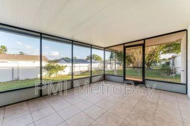 Main picture of 7250 Applegate Dr