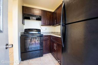 Main picture of 241 SE 9th Ave