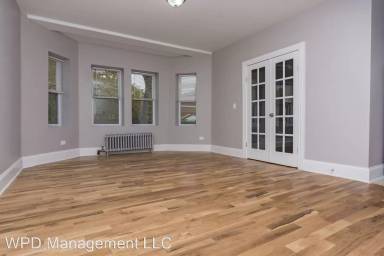 Main picture of 8143 S Ellis Ave