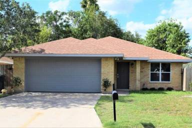 Main picture of 2028 Mynah Ave