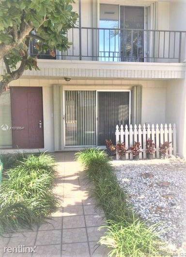Main picture of 8208 SW 81st Pl
