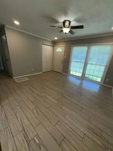 Main picture of 5020 Shirley Ann Dr