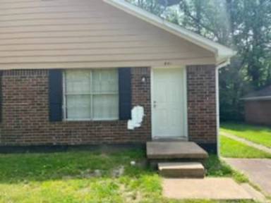 Main picture of 643 McWhirter Ave