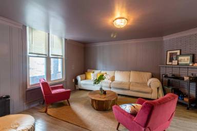 Main picture of 5215 Penn Ave