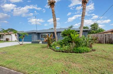 Main picture of 986 Sycamore Dr