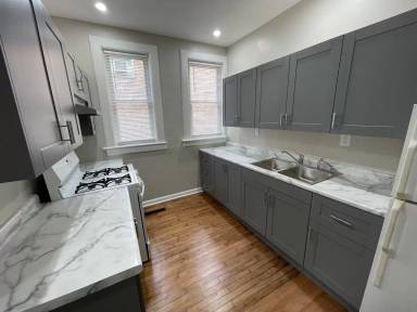 Main picture of 738 S Layton Blvd 738 Layton Blvd