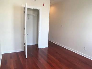 Main picture of 2631 W Girard Ave