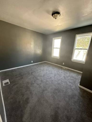 Main picture of 5811 Bridge Ave