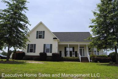 Main picture of 100 Clayside Dr