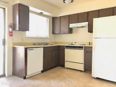 Main picture of 10813 Towner Ave NE