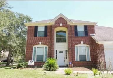 Main picture of 203 Needleleaf Ln